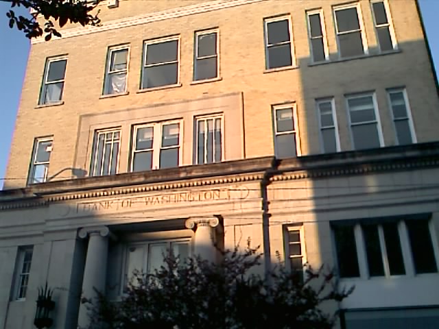 Washington, NC: The Bank of Washington building