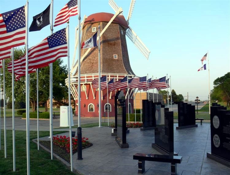 Orange City, IA: Orange City Veteran's Memorial