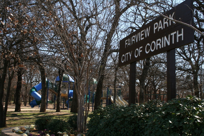 Corinth, TX : Park space