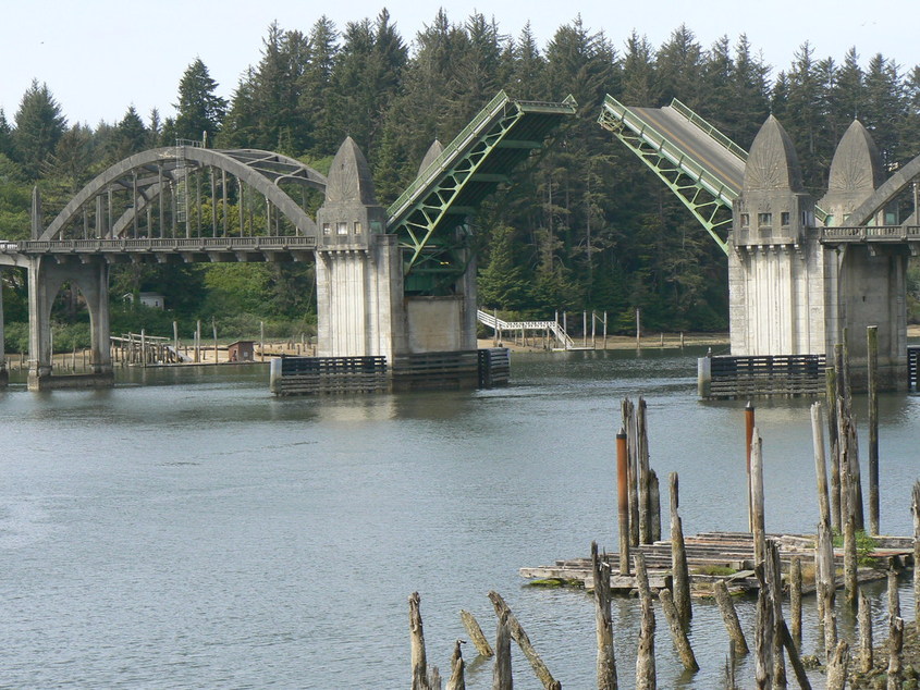 Florence, OR: Siuslaw River Bridge in Florence Oregon