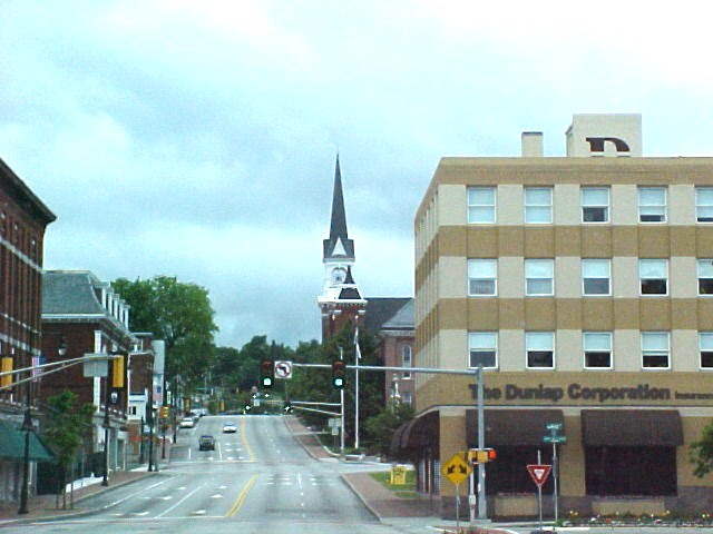 Auburn, ME : Main Street in Auburn coming across the James B. Longley Bridge