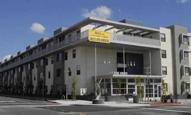 Pomona, CA : Helix Pomona