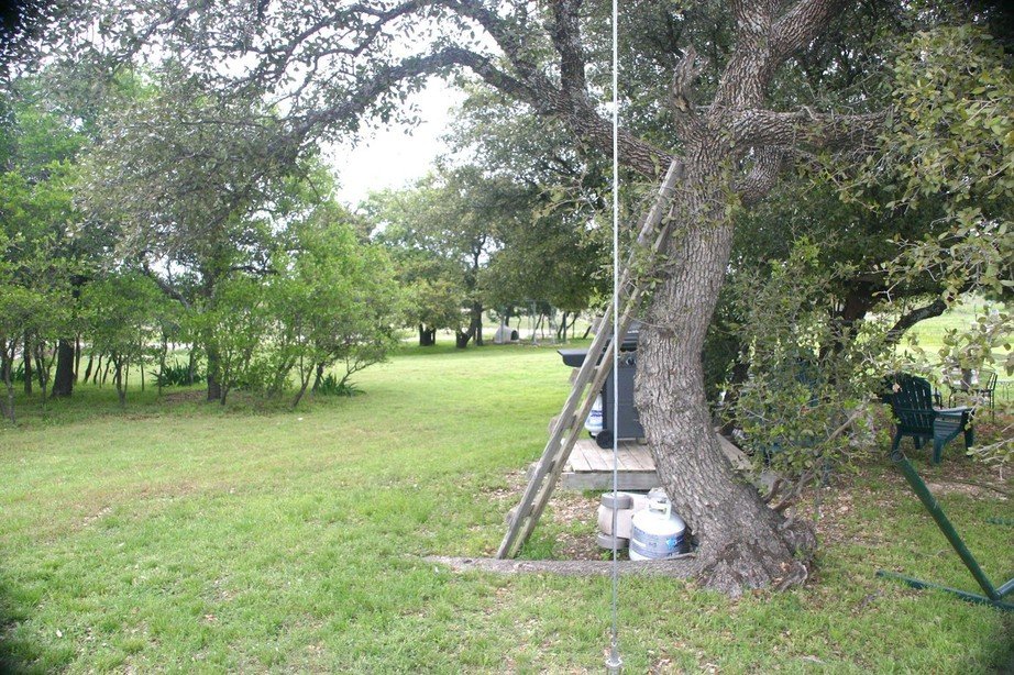 Aurora, TX : Typical spacious back yard in residential Aurora, TX