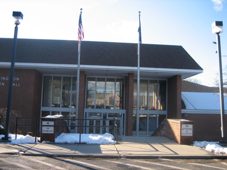 Newington, CT: Newington Town Hall