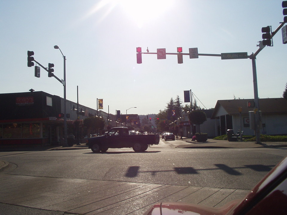 Auburn, WA: Downtown Auburn looking West on Main Street 7/04