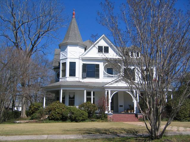 Newnan, GA: Old historic house