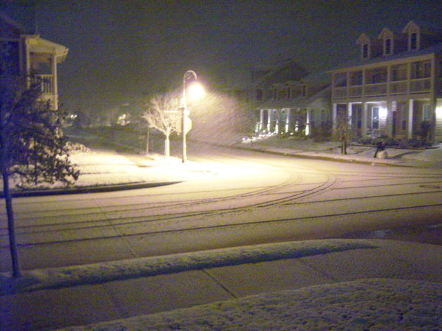 Aubrey, TX : Providence (5 miles south of Aubrey) - 3/3/08 Snowstorm
