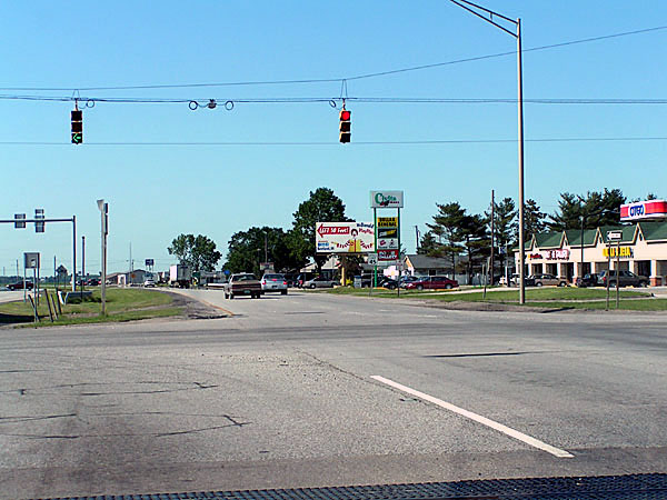 Kentland, IN : Looking North on Highway 41 in Kentland.
