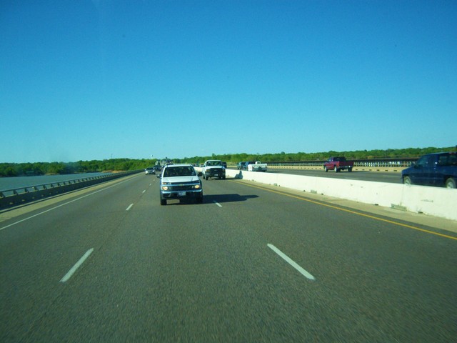 Lewisville, TX: I-35E Bridge across Lake Lewisville