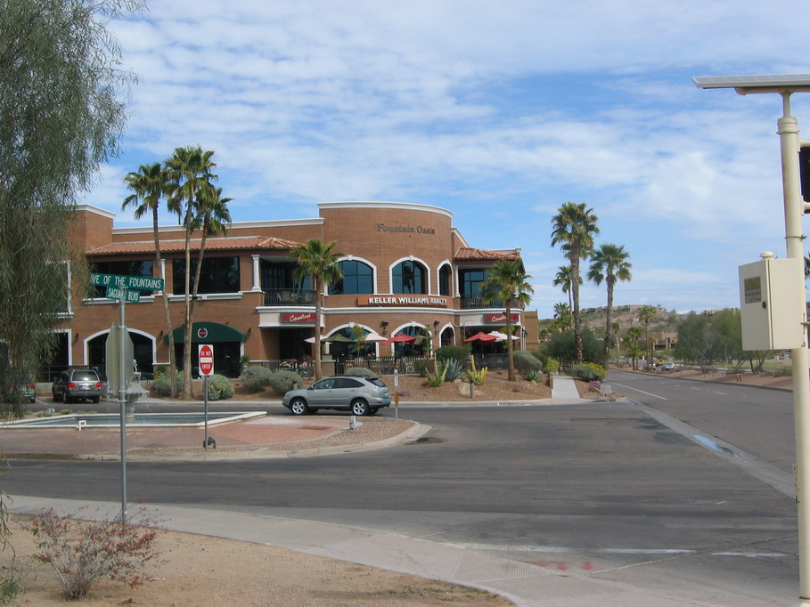 Fountain Hills, AZ view from the AVE OF THE FOUNTAINS, March 2007