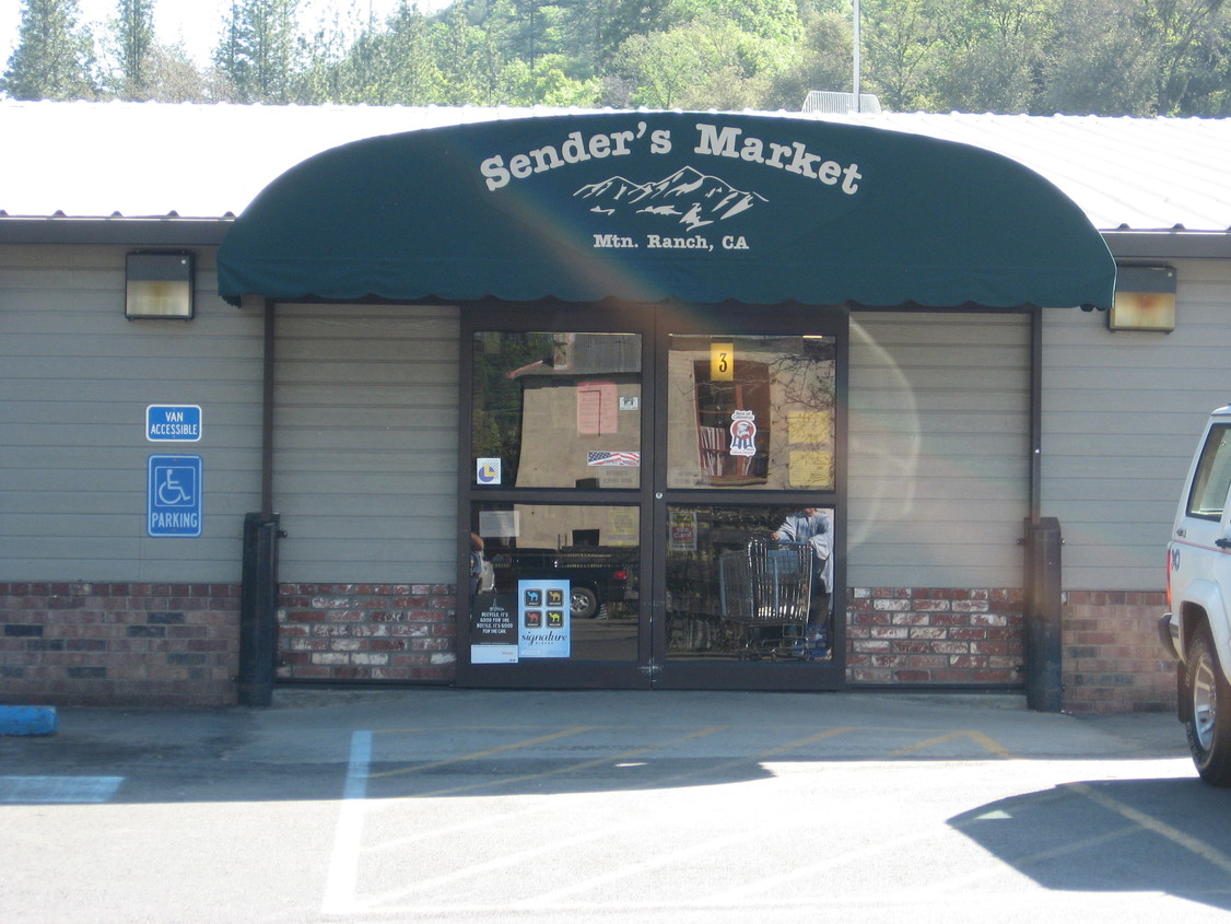 Mountain Ranch, CA Senders Market and Ace Hardware Store