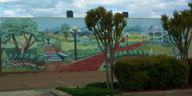 Forest, MS : Murul in Downtown