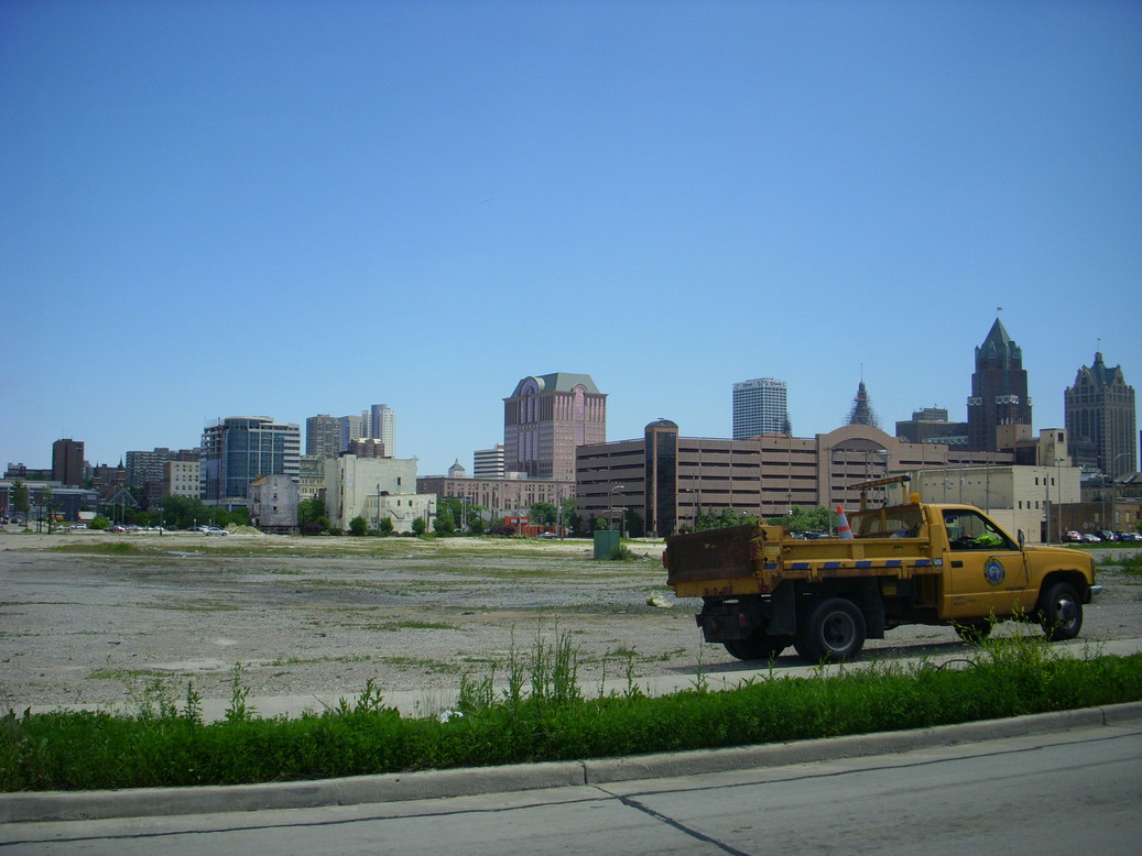 Milwaukee, WI : Milwaukee Skyline