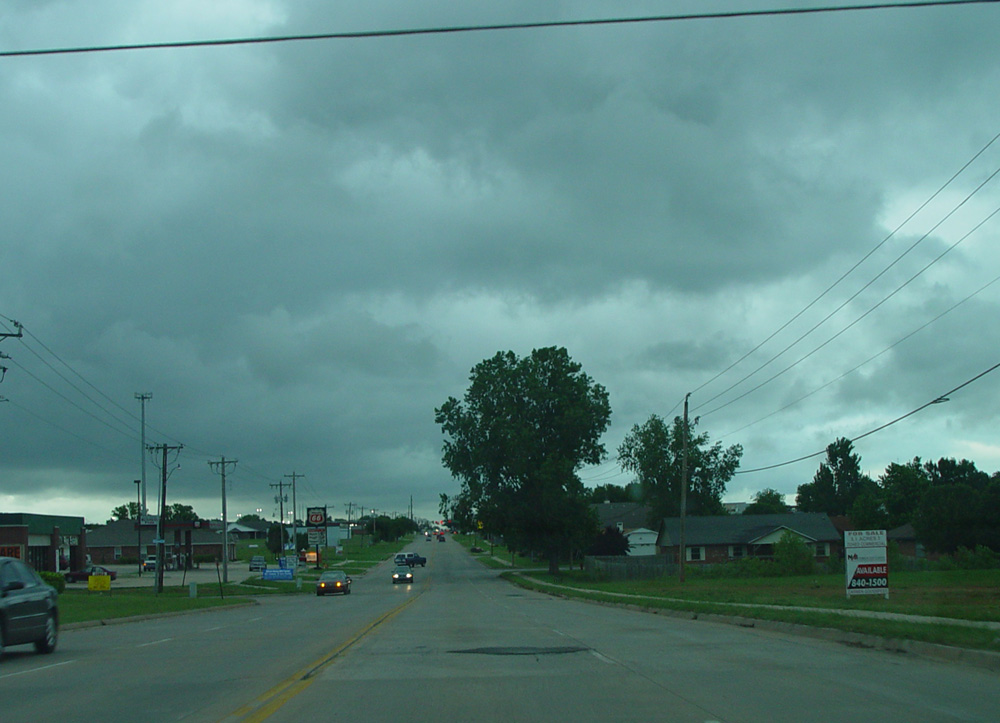 Moore, OK : Toby Keith Ave/4th St in Moore, Oklahoma
