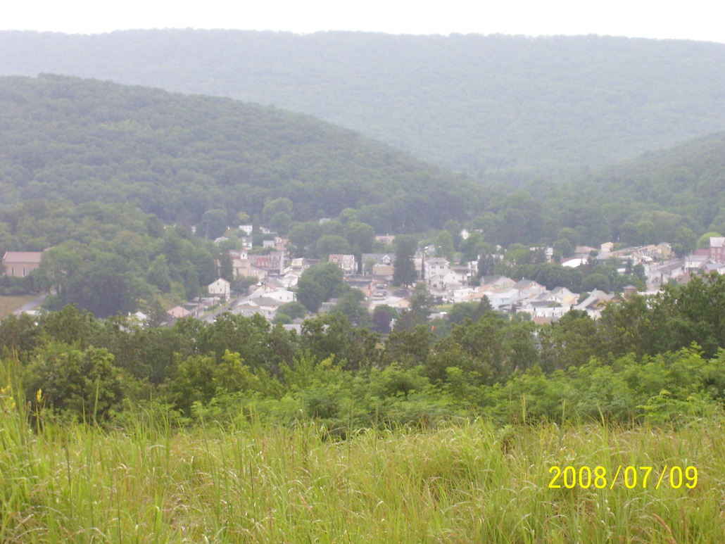 Tremont, PA: Mountain top veiw of Tremont PA