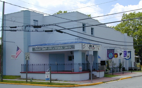 Oriental, NC : Old Theatre