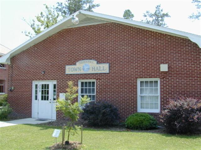 Oriental, NC : Town Hall