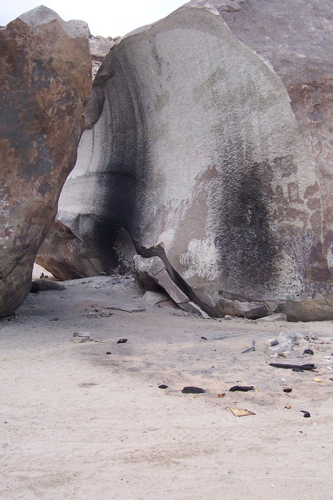 Giant Rock Landers