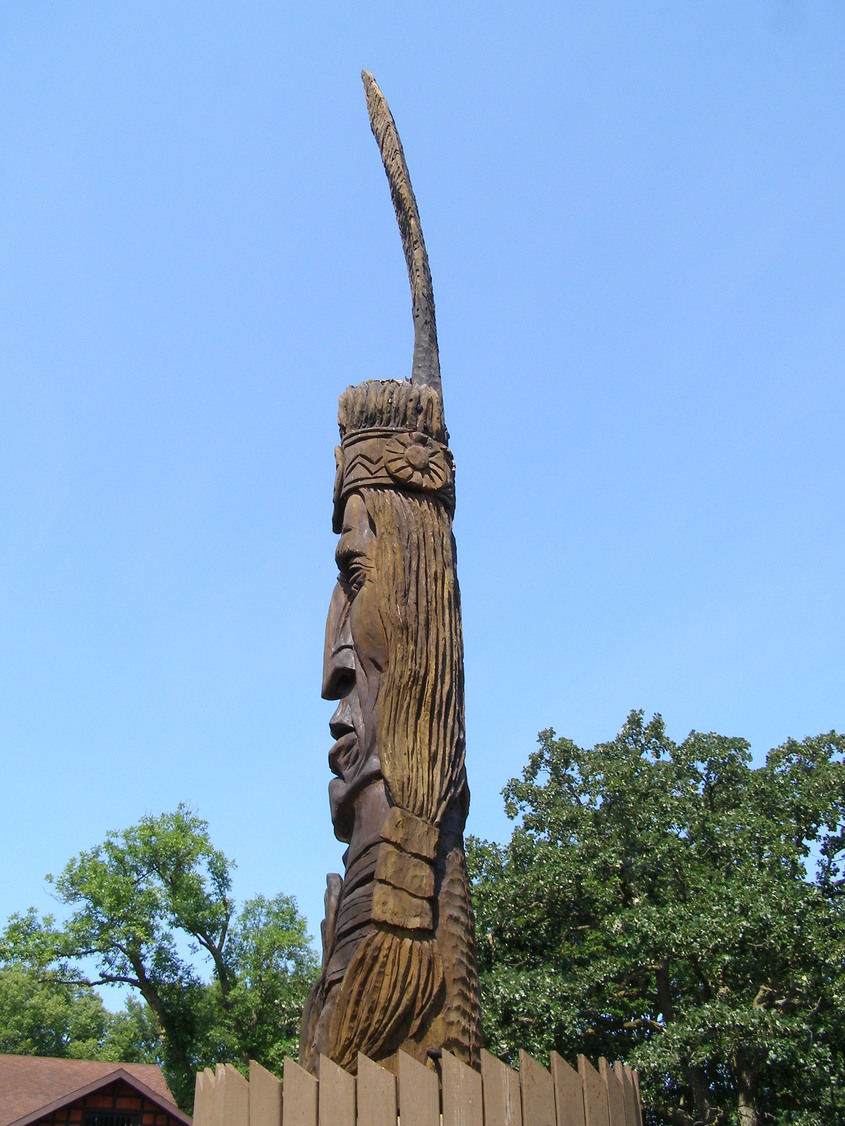 Iowa Falls, IA : Indian Monument, Side View