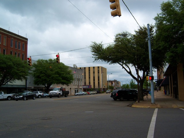 Tuscaloosa, AL: Greensboro Ave Downtown