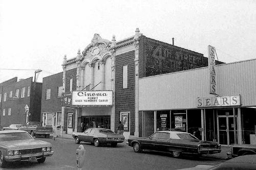 Moberly, MO: Fourth Street Theater - 1977