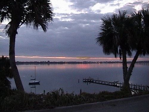 Cocoa, FL: Sunrise along Indian River Drive