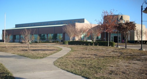 Lancaster, TX: Lancaster Veterans Memorial Library