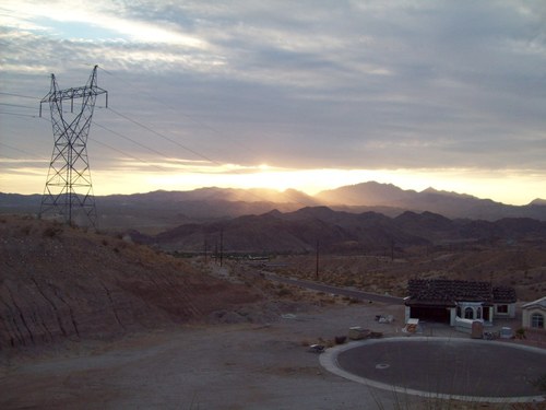 Bullhead City, AZ : Bullhead City Limits at Sunset