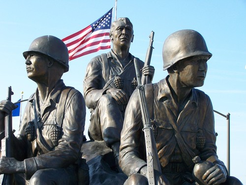 North Platte, NE: Remembering our Veterans-The war Memorial