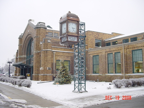 Fort Wayne, IN : former 1930 PEOPLES TRUST BANK CLOCK/BAKER ST TRAIN STATION