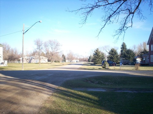Reynolds, ND : South of Weber's, Looking East