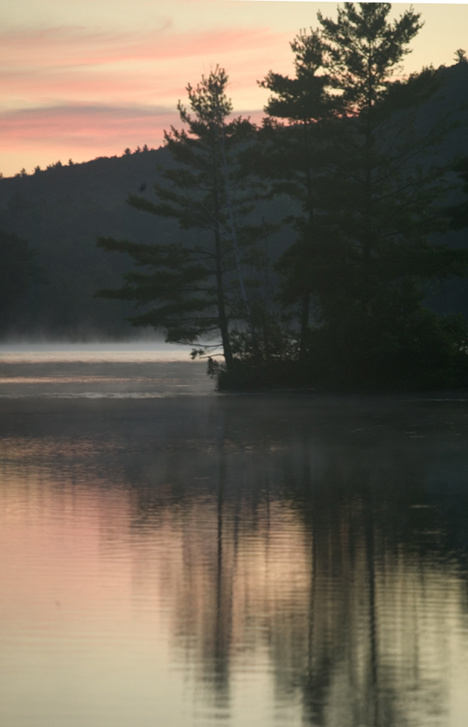 Lake Luzerne, NY : morning lake