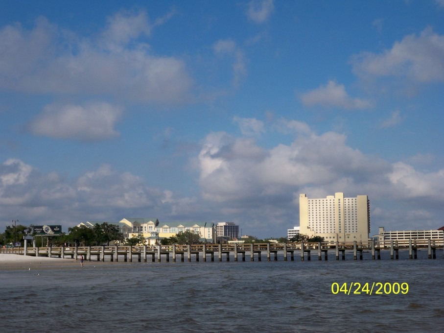 Gulfport, MS: Looking east towards the casino across west side pier