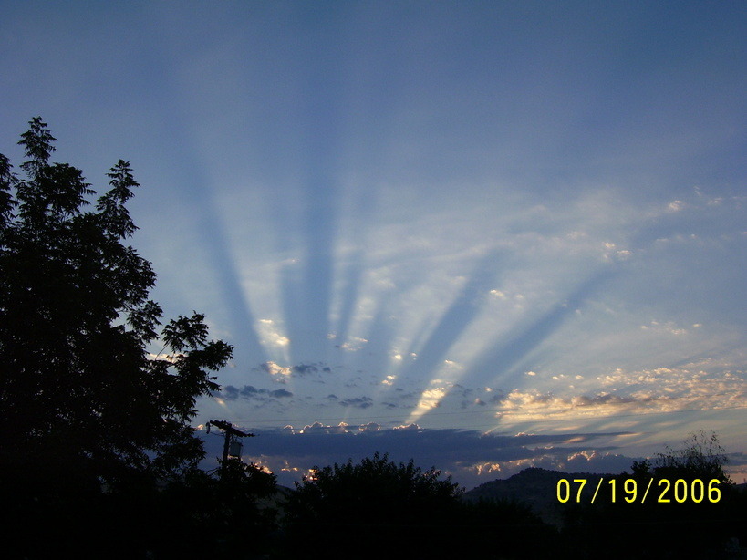 Porterville, CA: Morning Sun Rise