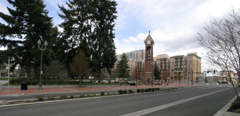 Vancouver, WA: Esther Short park and the Glockenspiel from the Hilton