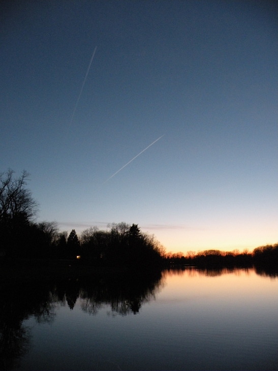 Orchard Park, NY: Green Lake Sunset 04-23-09, 7:37 PM
