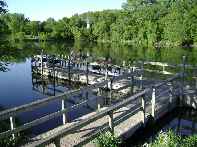 Albert Lea, MN: Albert Lea Lake, Fishing dock