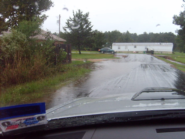 Hooks, TX: More flooding= Browning Drive becomes Twin Oaks in this curve