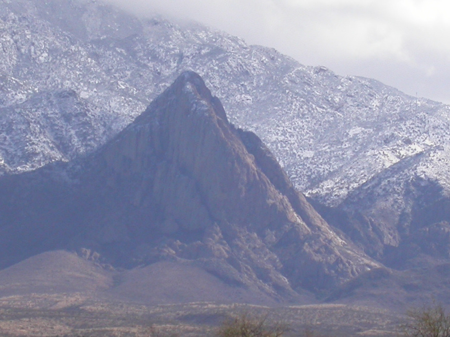 Green Valley, AZ Snow on elephant head in January, 2010, Green Valley