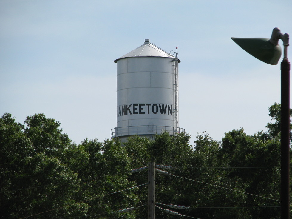 Yankeetown, FL: Yankeetown water tower