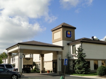 Morrisville, PA: Newly Renovated Hotel located 7 S Pennsylvania ave, Morrisville, PA 19067