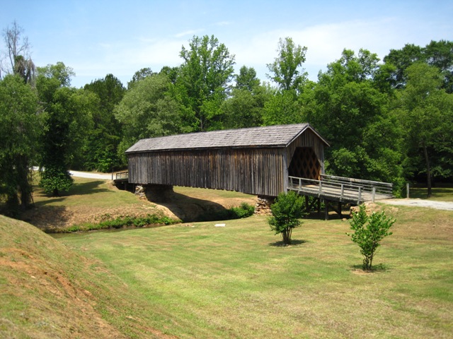 Thomaston, GA: Auchumpkee Creek Covered Bridge - Upson County south of Thomaston, GA