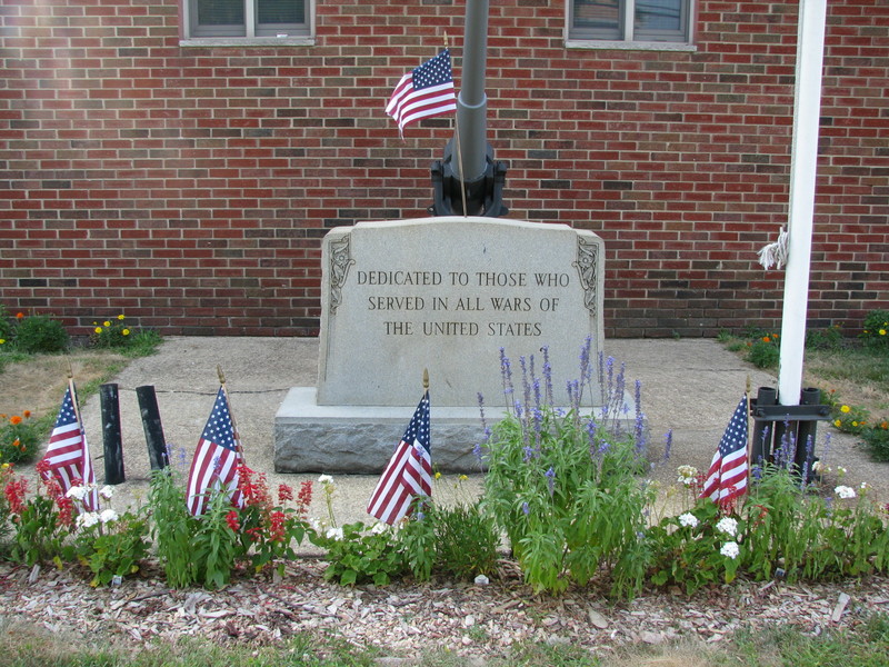 Cliffwood Beach, NJ: Monument to Veterans of Foreign Wars