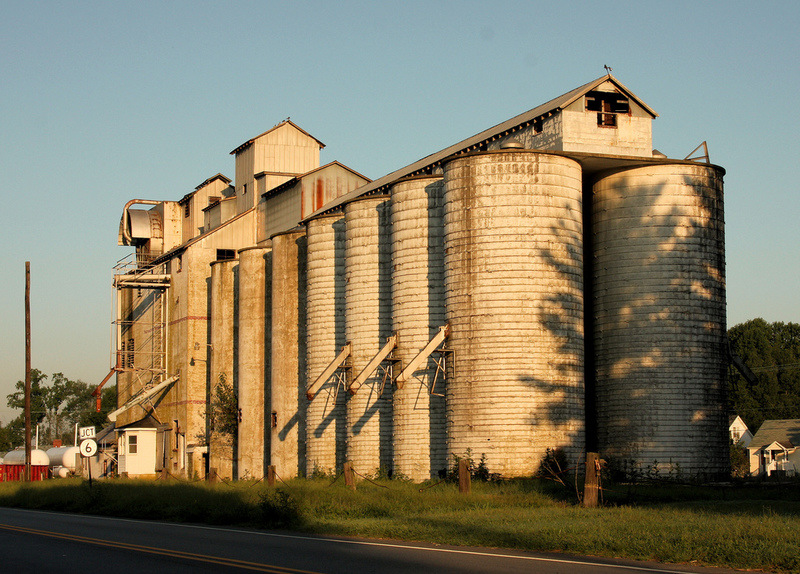 Smyrna, DE: Geo. Rothwell's Grain Elevator, Smyrna, Delaware