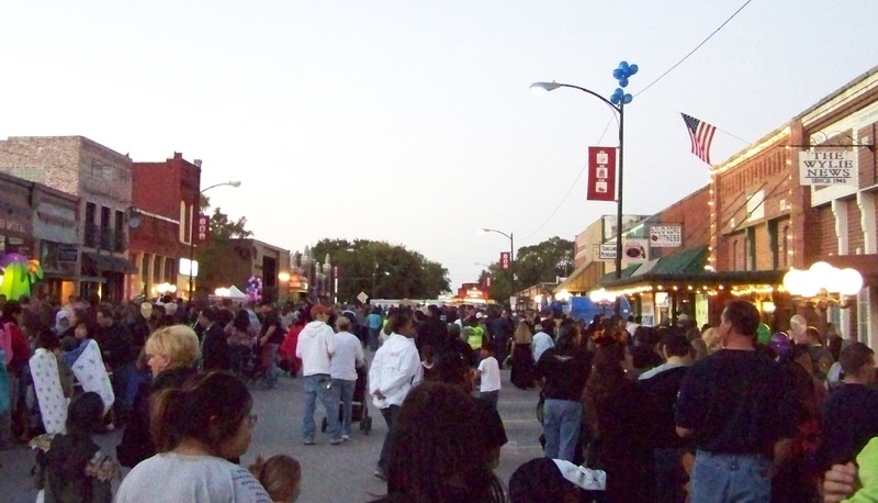 Wylie, TX: Boo On Ballard Street 2(Halloween street festival) 2010