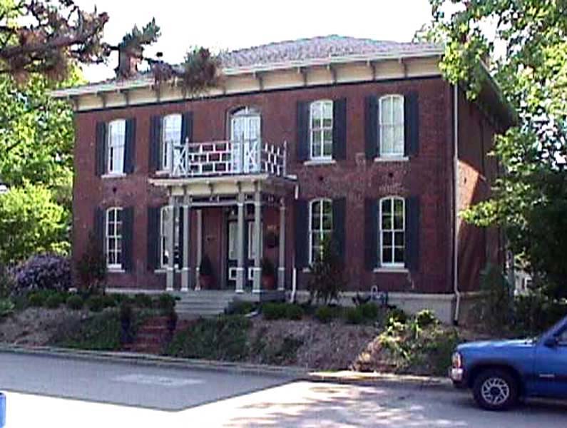 Salem, IL: Badollet House - National Historic Register