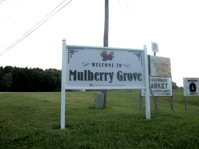 Mulberry Grove, IL: Welcome Sign