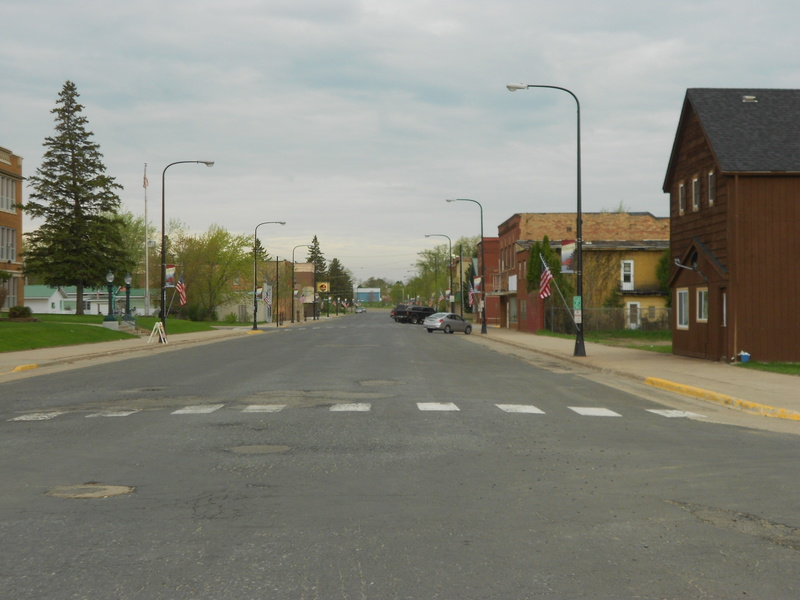 Coleraine, MN: Main Street