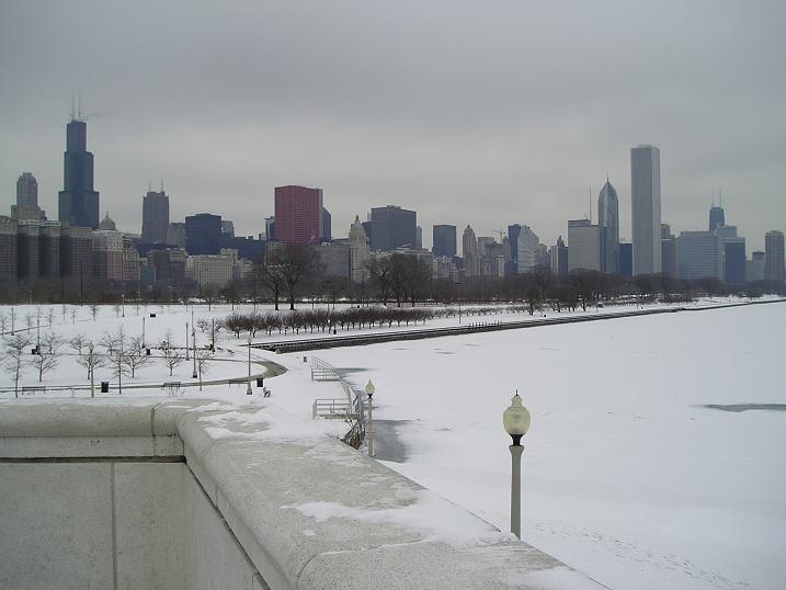 Chicago, IL: Skyline view from Shedd Aquarium