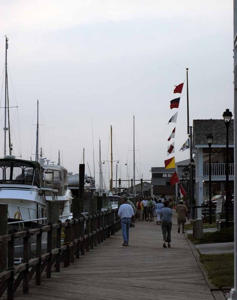Beaufort, NC : Beaufort, NC  (The flags spell Beaufort)